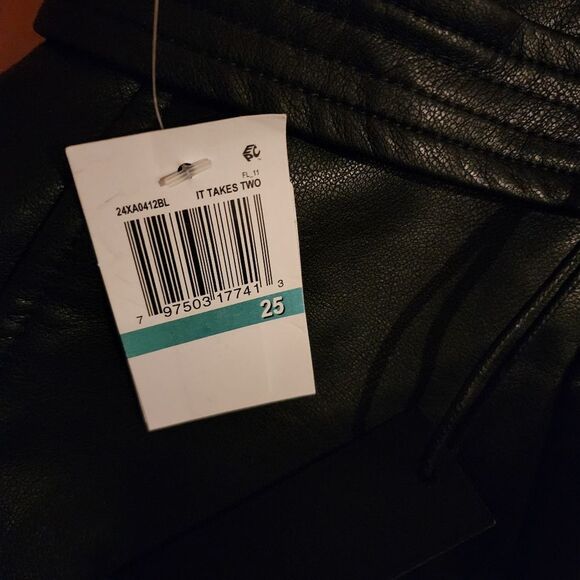 Blank NYC It Takes Two Paperbag Mini Skirt 25 NWT - Picture 6 of 7